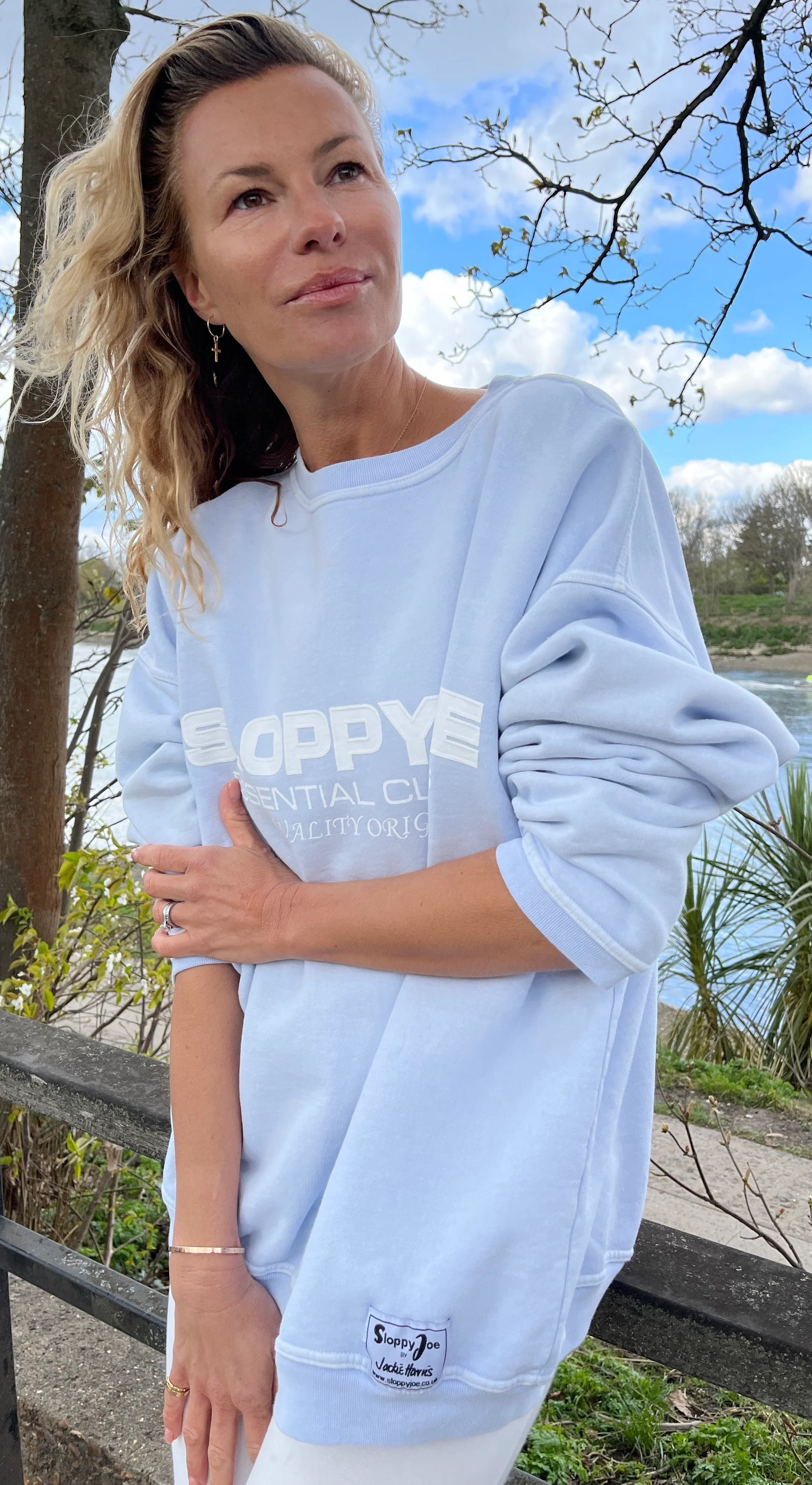 05 CLASSIC SQUARE SWEATSHIRT - Powder Blue - Image 2