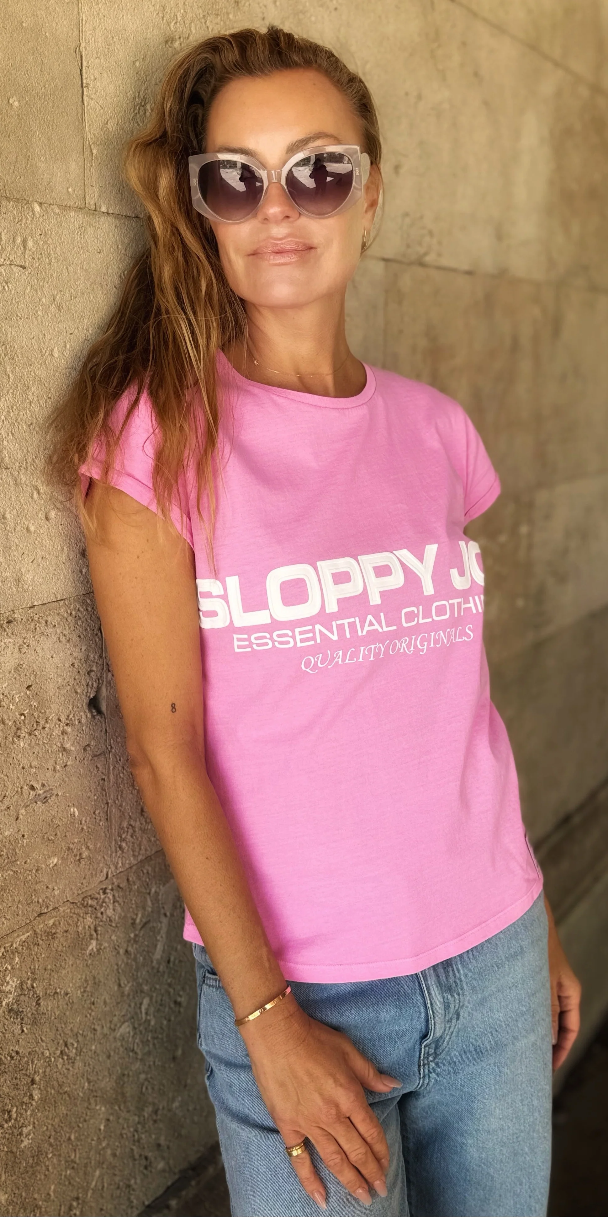 TAILORED ORGANIC T-SHIRT - Candy - Image 4